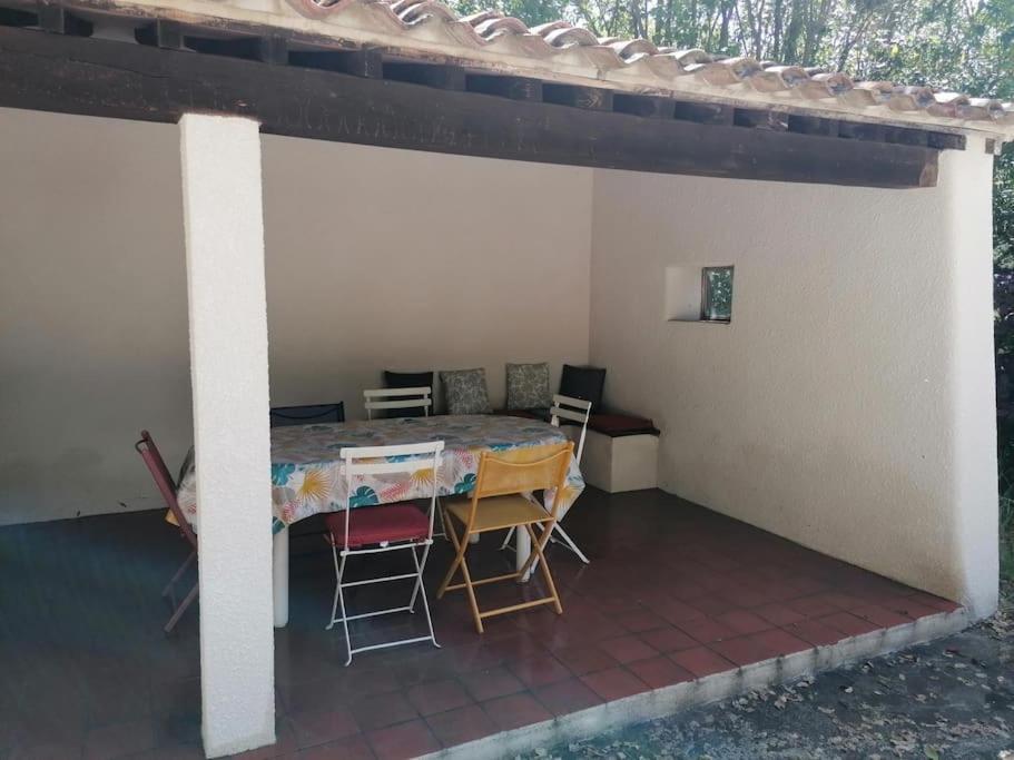 Studio Meyreuil-Terrasse-Au Calme En Campagne-Clim Экстерьер фото