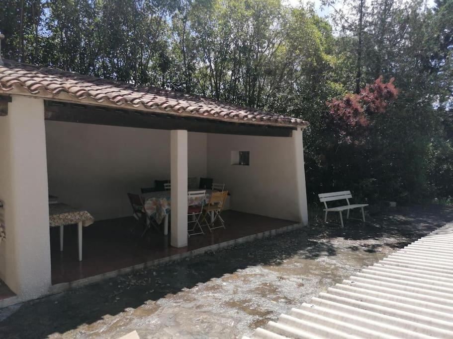Studio Meyreuil-Terrasse-Au Calme En Campagne-Clim Экстерьер фото